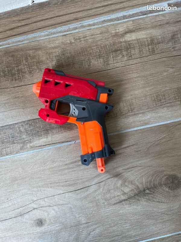 Pistolet nerf (image 1)