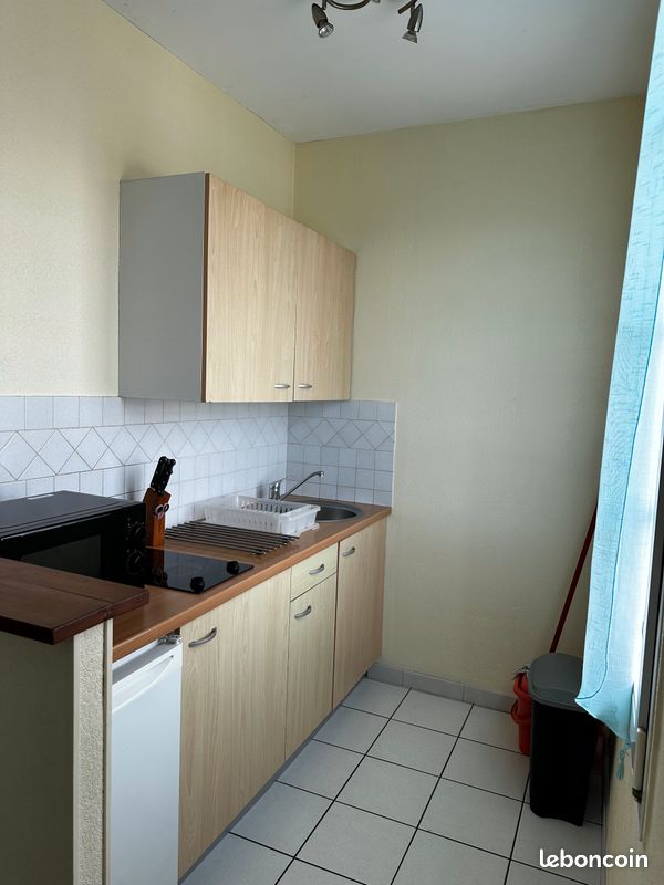Appartement 1 pièce 28 m² · à Concarneau · 28 m² · 480 €