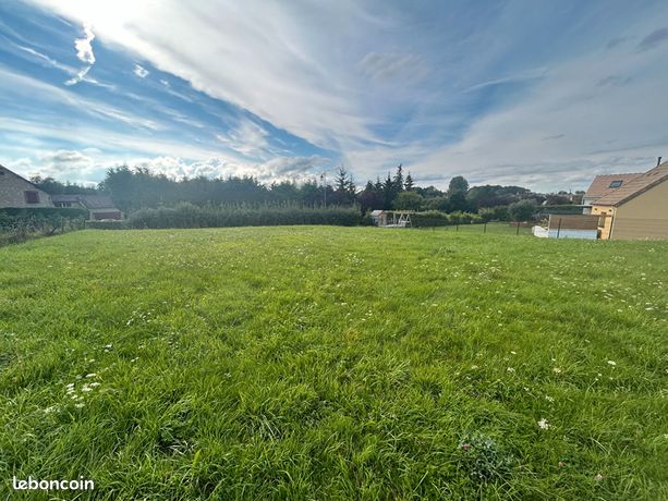 Terrain 1000 m² SEES