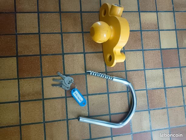 Antivol Remorque Haute Sécurité En Laiton – Verrou U Avec Adaptateur 13/7 Broches + Sac De Protection
