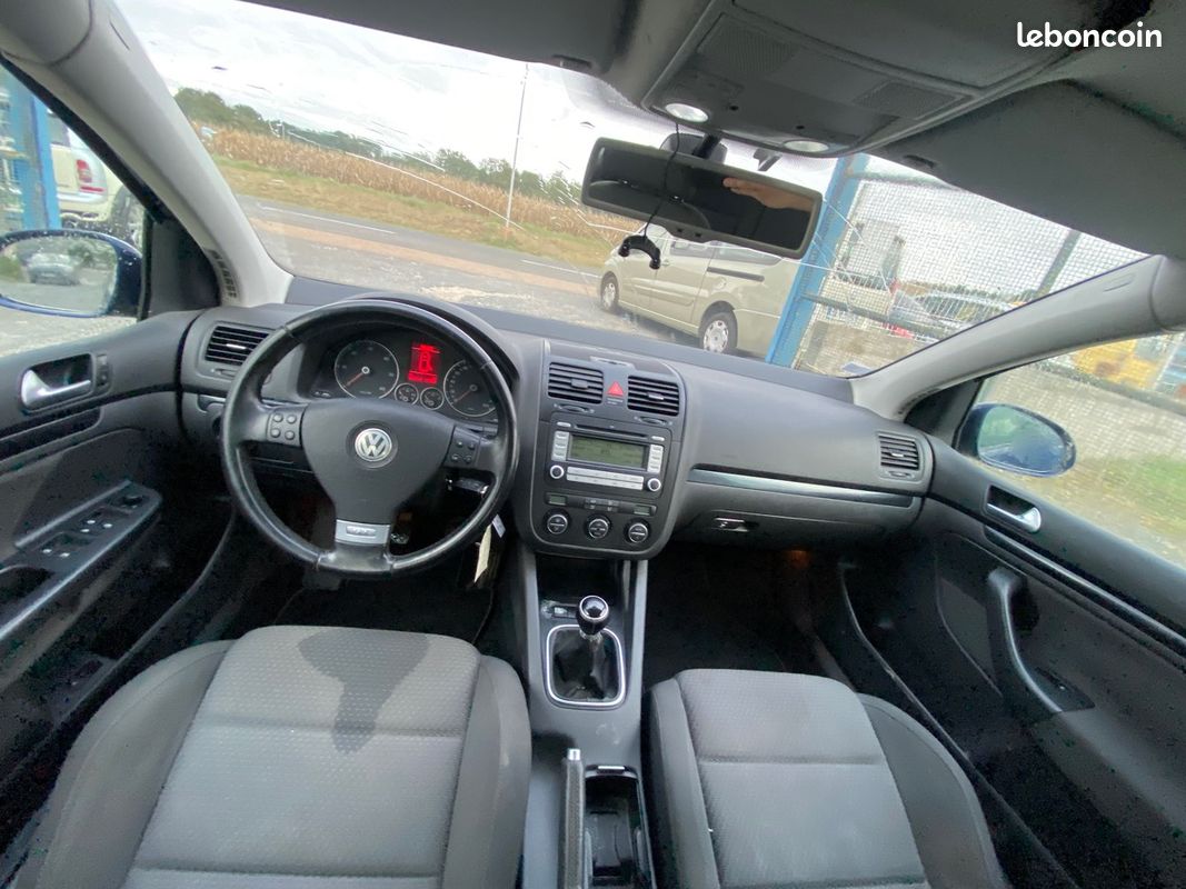 Volkswagen Golf v 1.9 tdi 105cv GT 246580km (image 10)