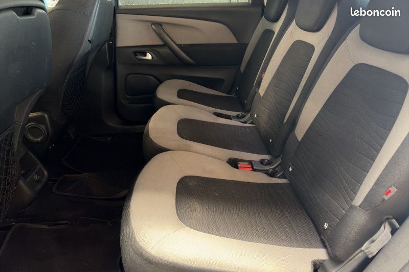 Citroen C4 PICASSO BLUEHDI 150CH INTENSIVE S&S (image 14)