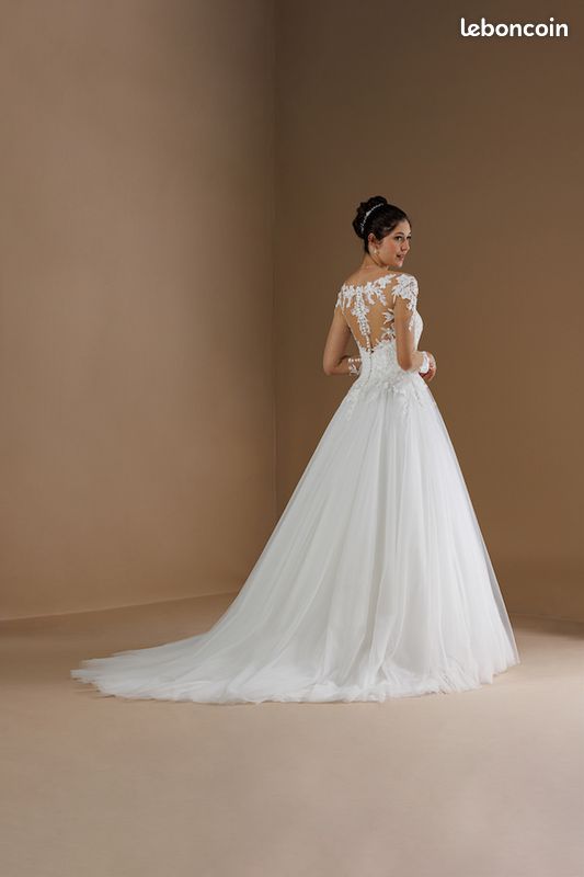 Robe de mariée EGLANTINE CREATIONS Vêtements