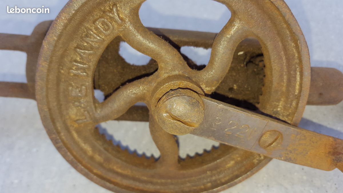 Perceuses manuelles anciennes (image 3)