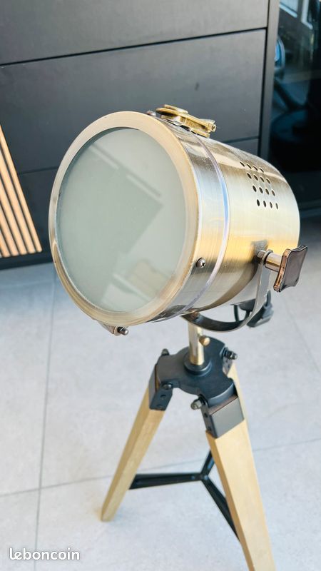 Lampe décorative (image 1)
