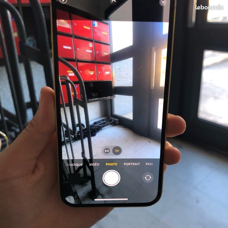 IPhone 14 (image 4)