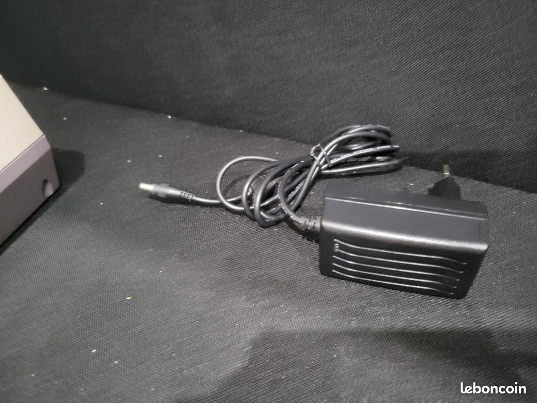Nintendo NES dezonée + alim (image 7)
