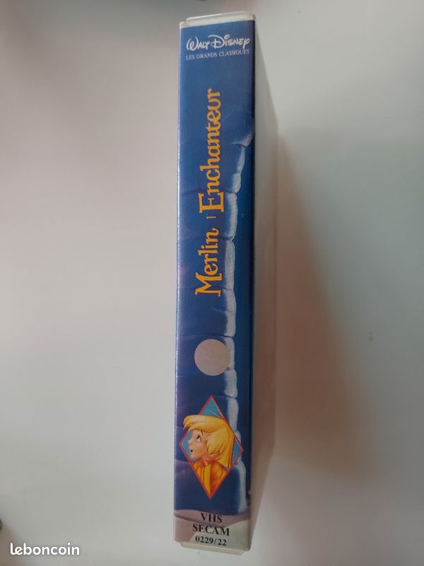 VHS merlin l'enchanteur (image 3)