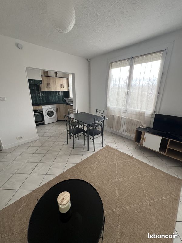 Appartement 2 pièces 38 m² · à Castres · 38 m² · 470 €/mois