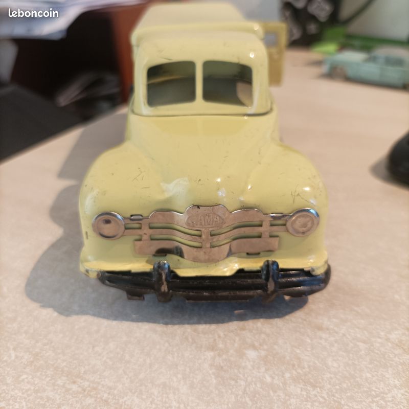 Joustra - Citroen CX ambulance, jouet à friction, giro en sachet, neuf