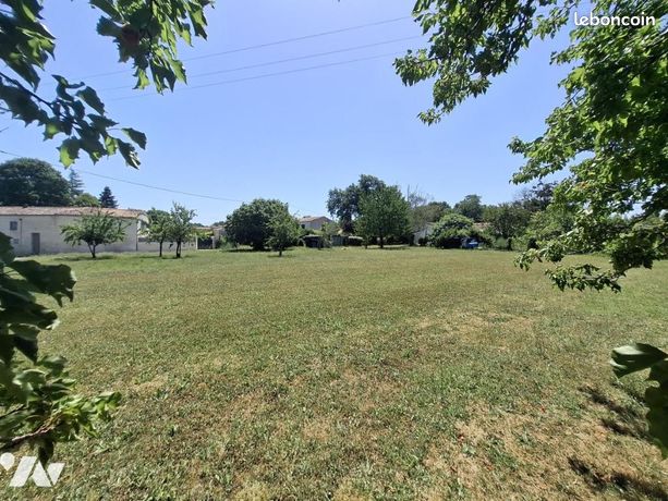 Terrain 1579 m² CHERMIGNAC