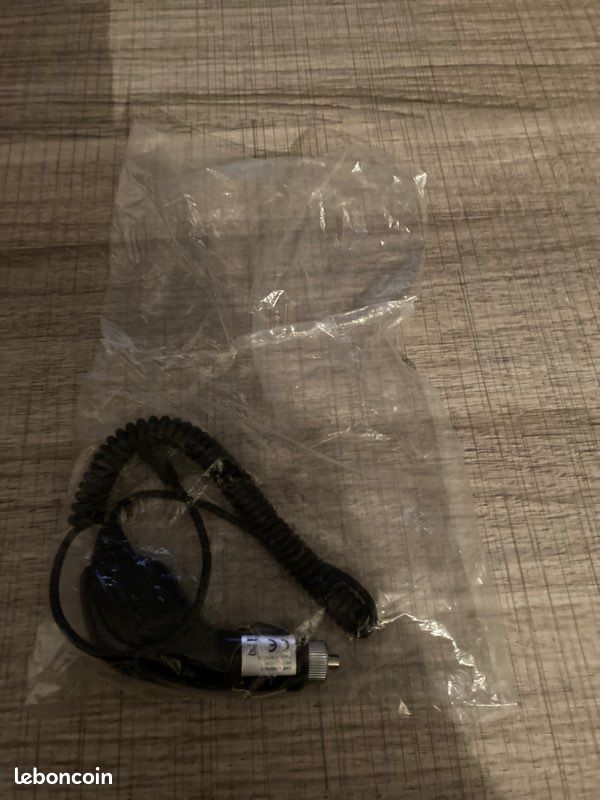 Chargeur de téléphone (image 2)
