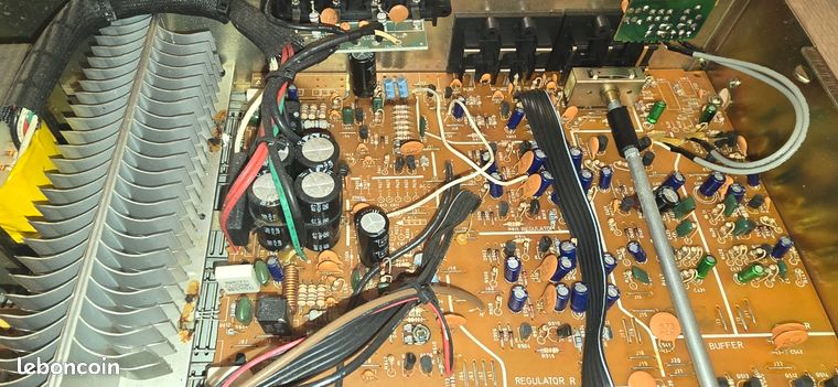 Tuner Proton AT-200 – Bon état – Fonctionnel – Audio Vintage