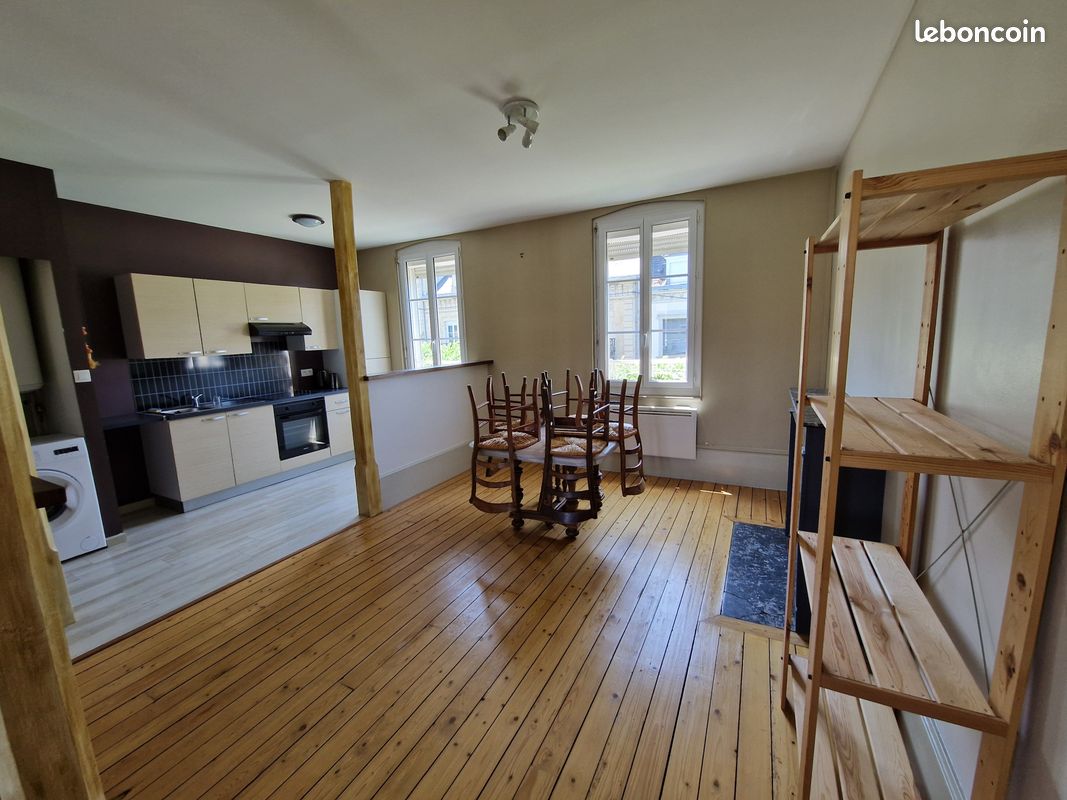 Appartement 3 pièces 100 m² · à Autun · 100 m² · 840 €