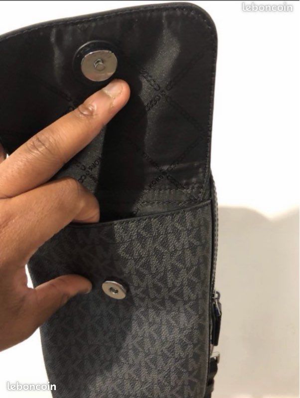 Sacoche MICHAEL KORS (image 1)