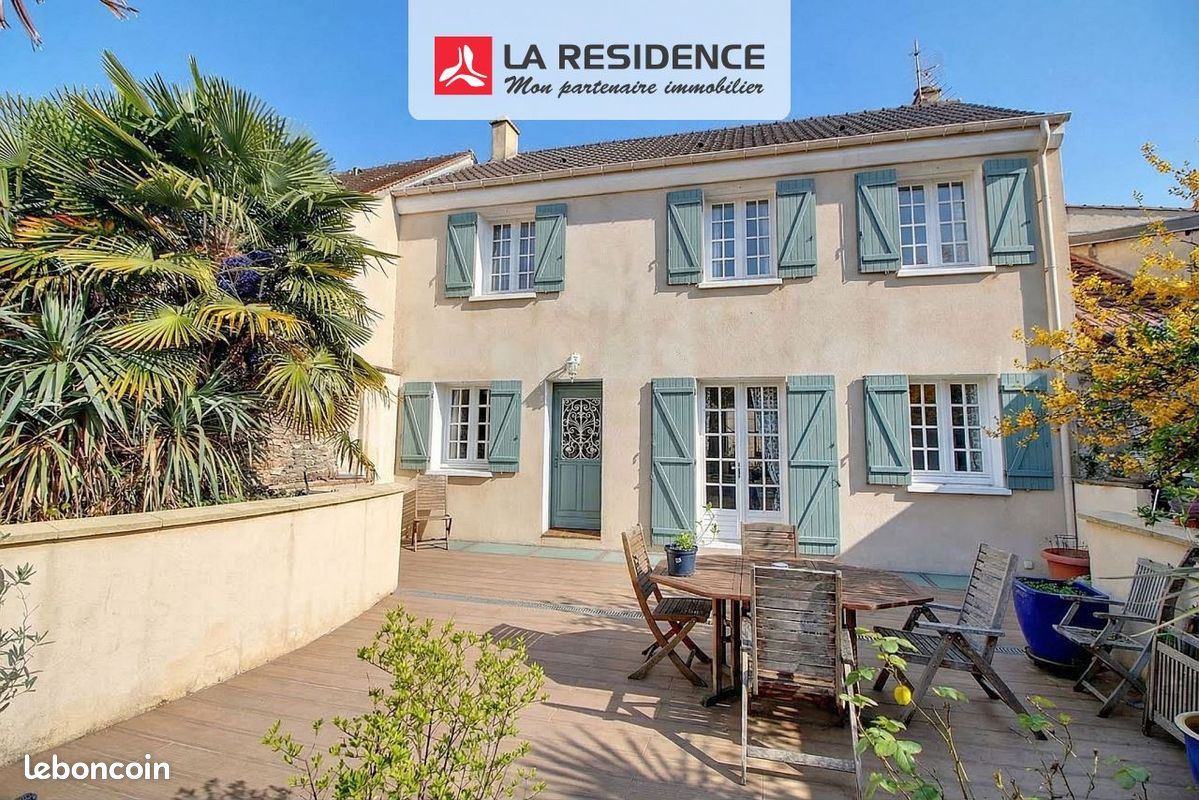 Maison 5 pièces 121 m² · à Triel-sur-Seine · 121 m² · 548 500 €