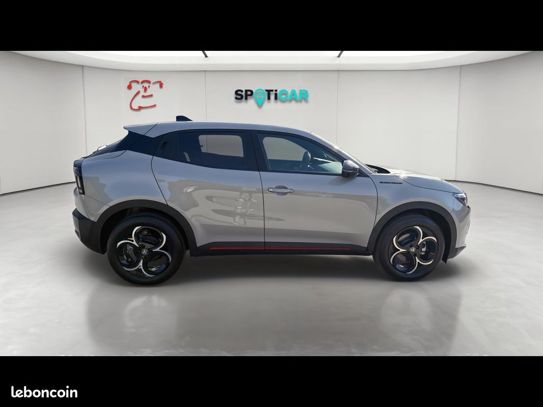 Alfa romeo Junior 1.2 Ibrida 136ch Speciale DCT6 (image 7)