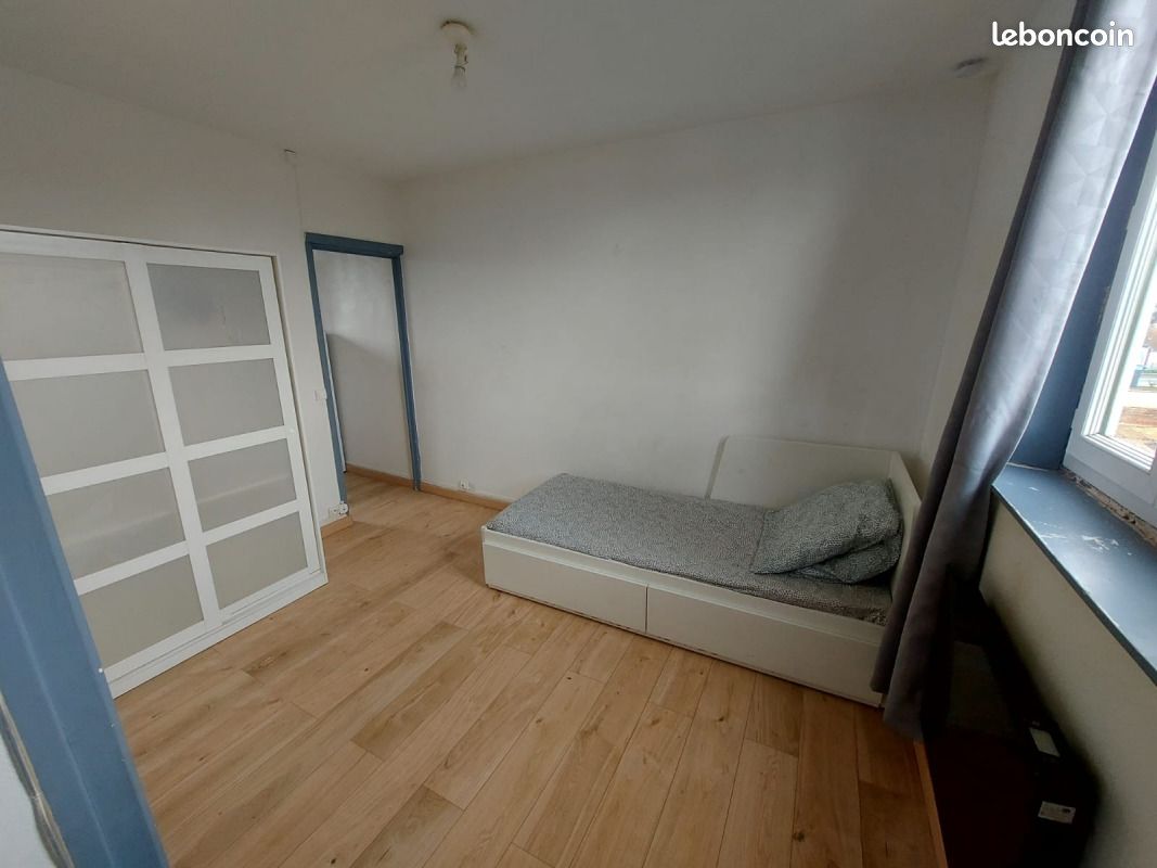 Appartement 2 pièces 21 m² · à Saint-Quentin · 21 m² · 349 €/mois