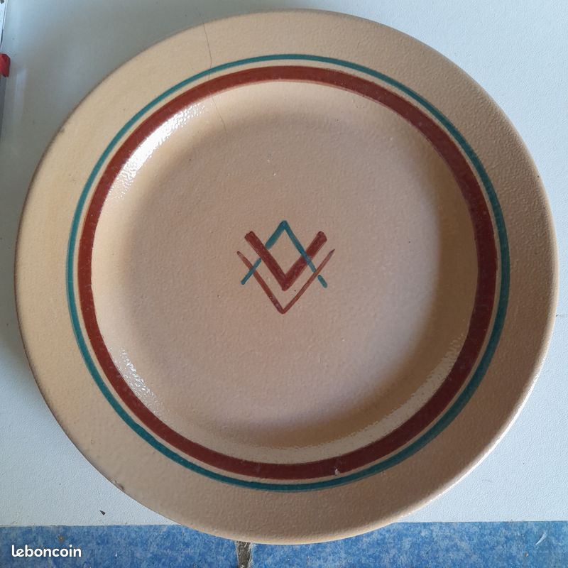 Assiette henriot originale (image 1)