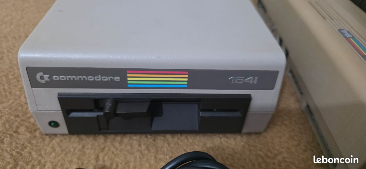 Commodore 64 (Defekt) in Lovens für CHF 180 – nur Abholung auf Ricardo