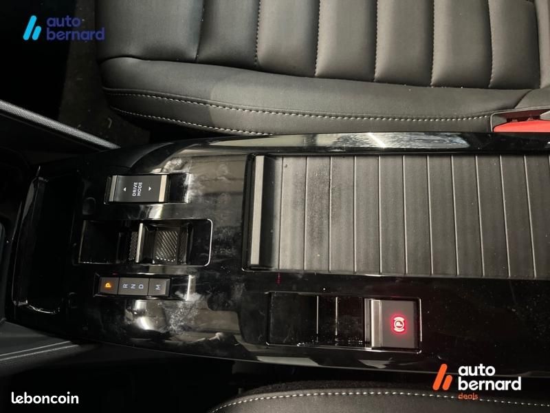 Citroen C4 1.2 Hybride 145ch MAX e-DCS6 (image 15)