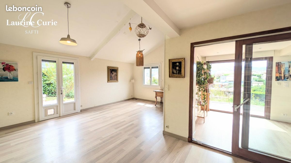 Maison 6 pièces 155 m² · à Millau · 155 m² · 375 000 €