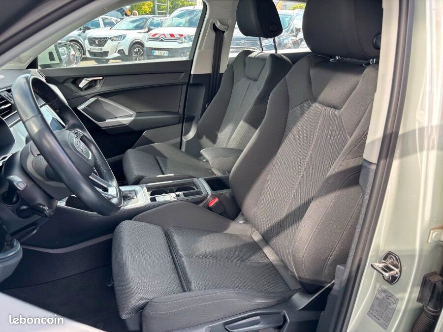 Audi Q3 Sportback 35 TFSI 150 2WD S tronic 7 S line Ext. Hayon EL. Camera (image 5)