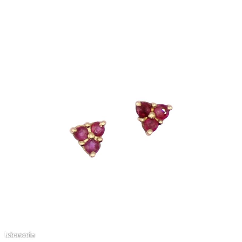 Boucle d’oreille clous or jaune et trilogie rubis 18k (image 1)