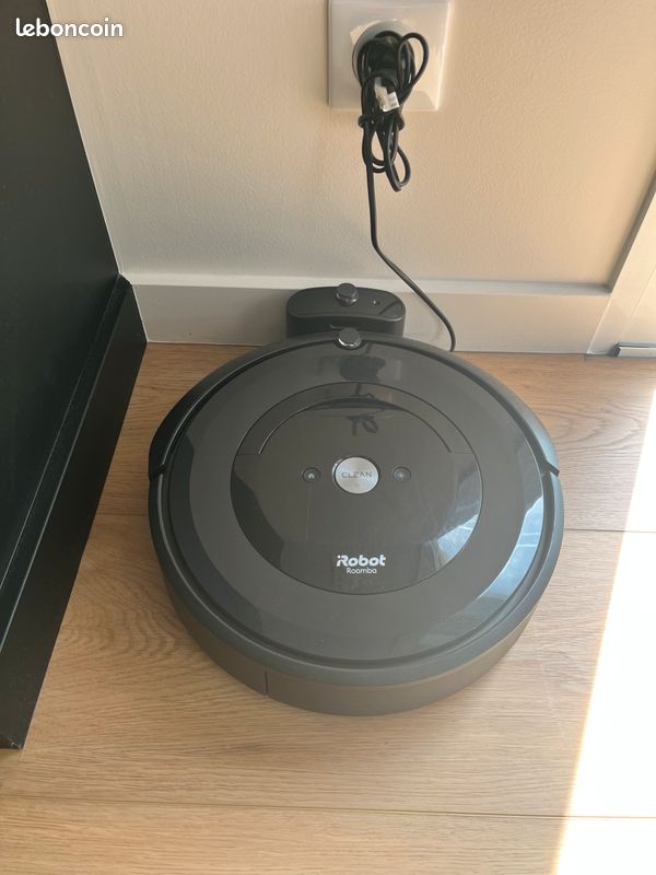 Aspirateur robot (image 1)