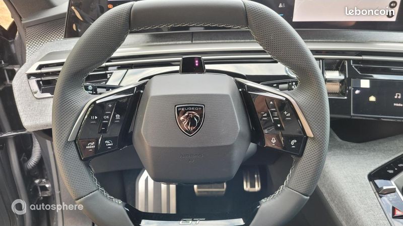 Peugeot 5008 Hybrid 145ch GT e-DCS6 (image 10)