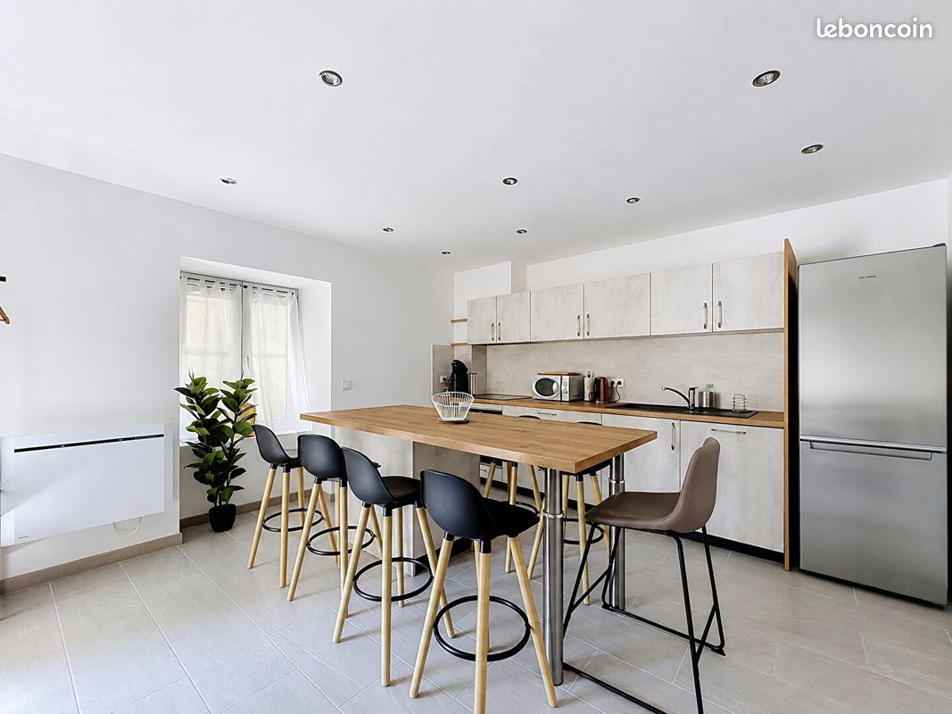 Maison 4 pièces 73 m² · à Saint-Nazaire-le-Désert · 73 m² · 265 000 €