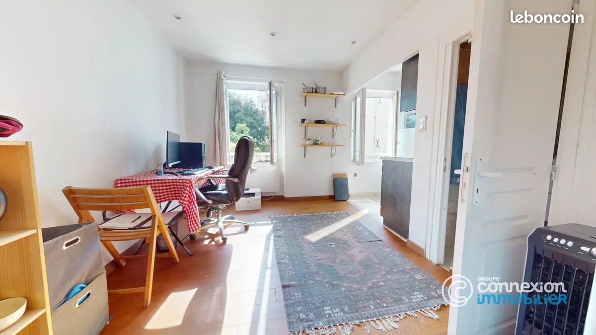 Appartement 2 pièces 42 m² · à Marseille · 42 m² · 147 000 €