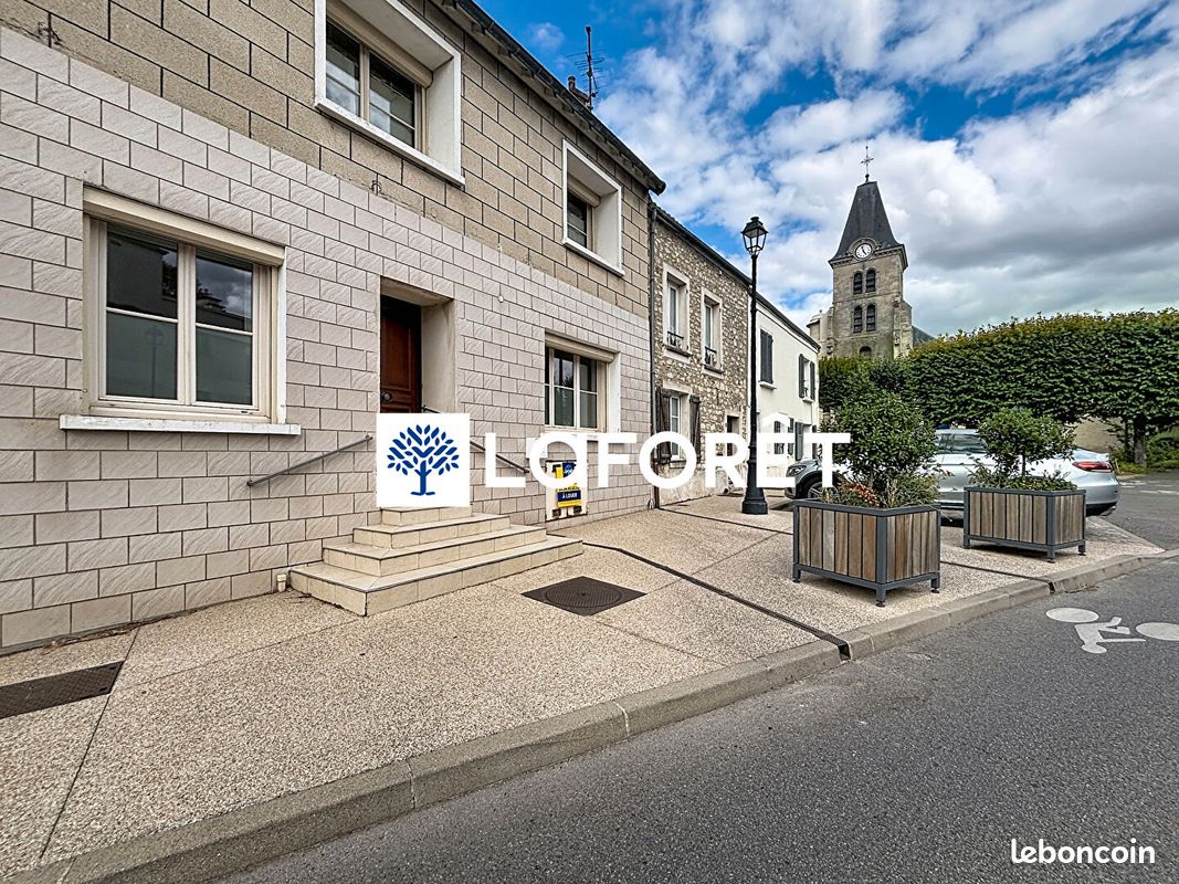 Maison 6 pièces 128 m² · à Saint-Nom-la-Bretèche · 128 m² · 2 200 €