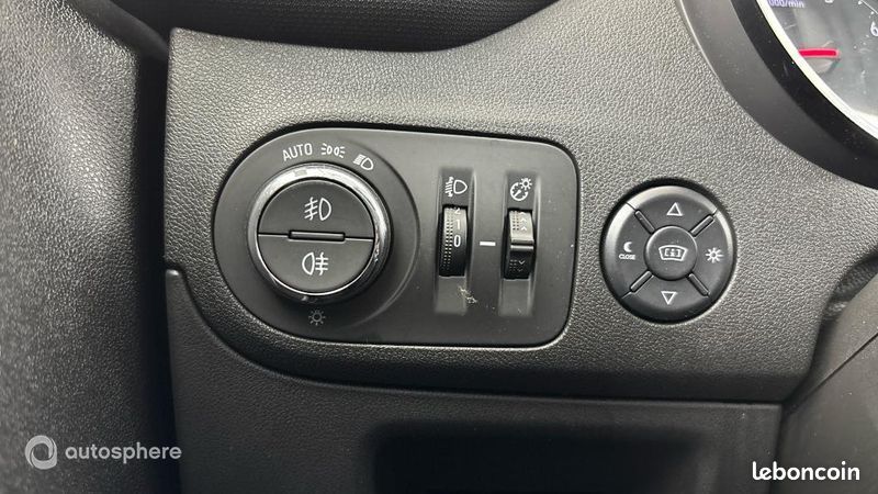 Opel Crossland X 1.2 Turbo 110ch Innovation BVA (image 30)