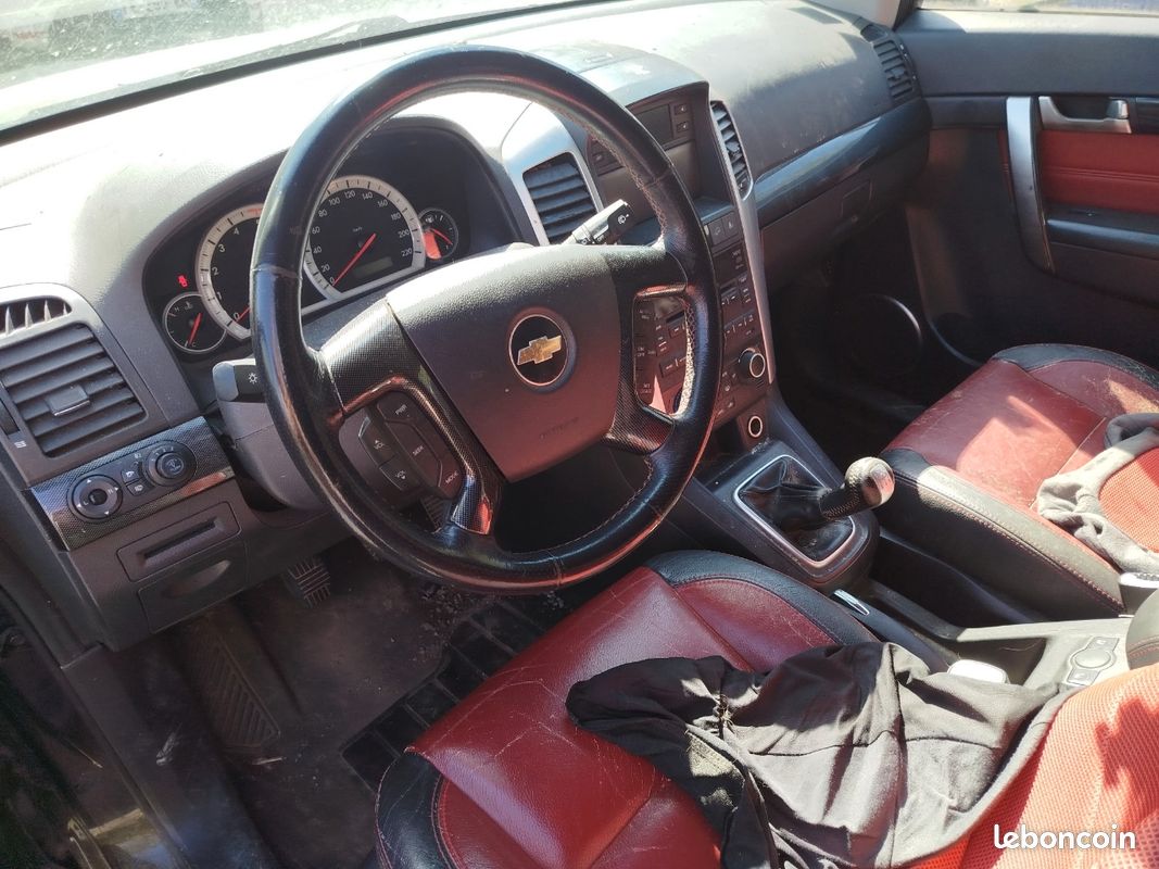 Chevrolet captiva pour pièces (image 3)