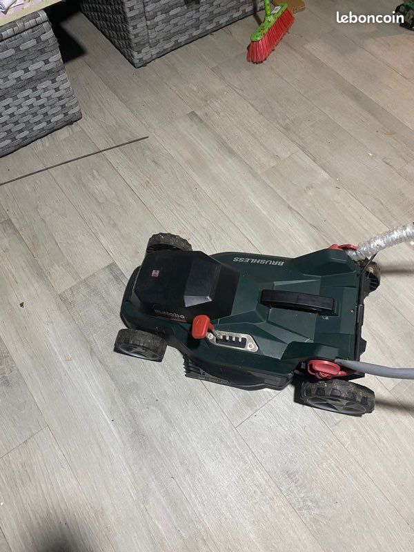 Vend tondeuse électrique metabo (image 1)
