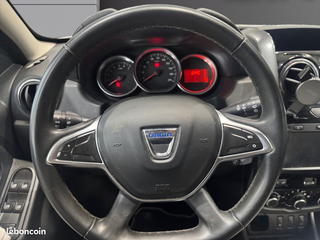 DACIA DUSTER 1.5 DCI 110 BLACK TOUCH 110Ch Garantie 12 mois (image 13)