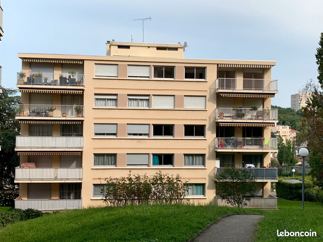 Appartement a louer oullins-pierre-benite - 1 pièce(s) - 33 m2 - Surfyn