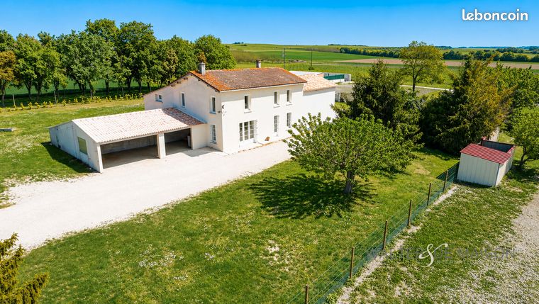 Propriété 7 pièces 165 m²