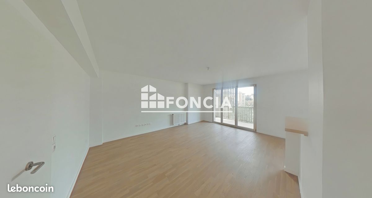 Appartement 5 pièces 95 m² · à Stains · 95 m² · 1 564 €/mois