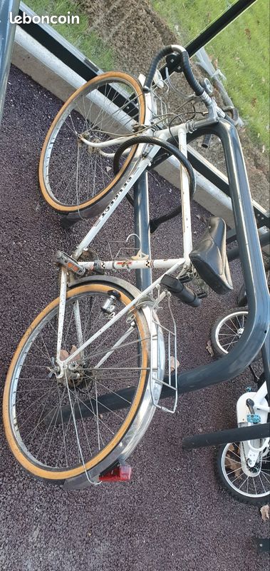Vélo peugeot RARE vintage sport et randonneuse (image 1)
