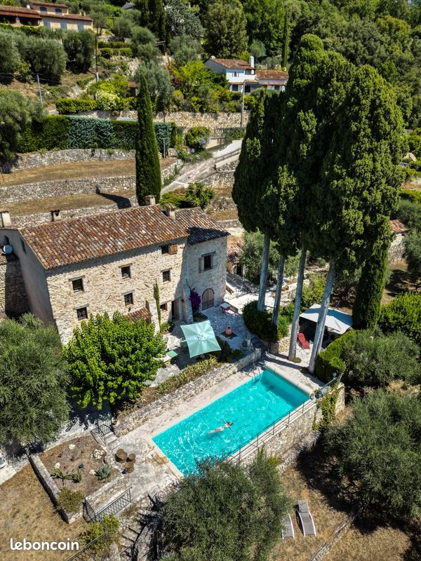 Maison 6 pièces 172 m² · à Spéracèdes · 172 m² · 1 330 000 €