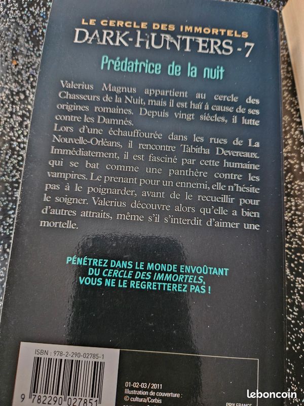 Lot de 5 livres dark hunters (image 2)