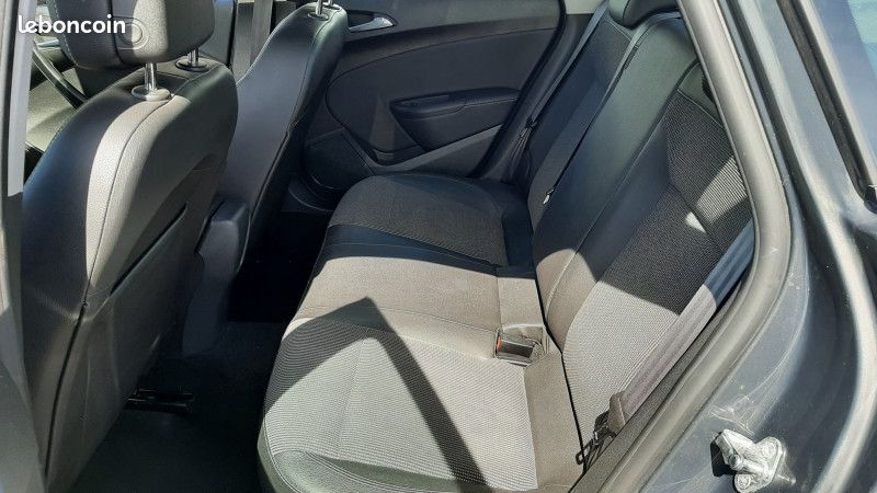 Opel ASTRA SPORTS TOURER 1.6 CDTI 110CH FAP ECOFLEX BUSINESS CONNECT START&STOP (image 9)