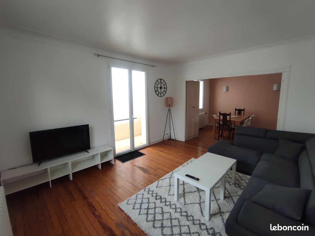 Appartement 4 pièces 94 m² · à Pau · 94 m² · 870 €