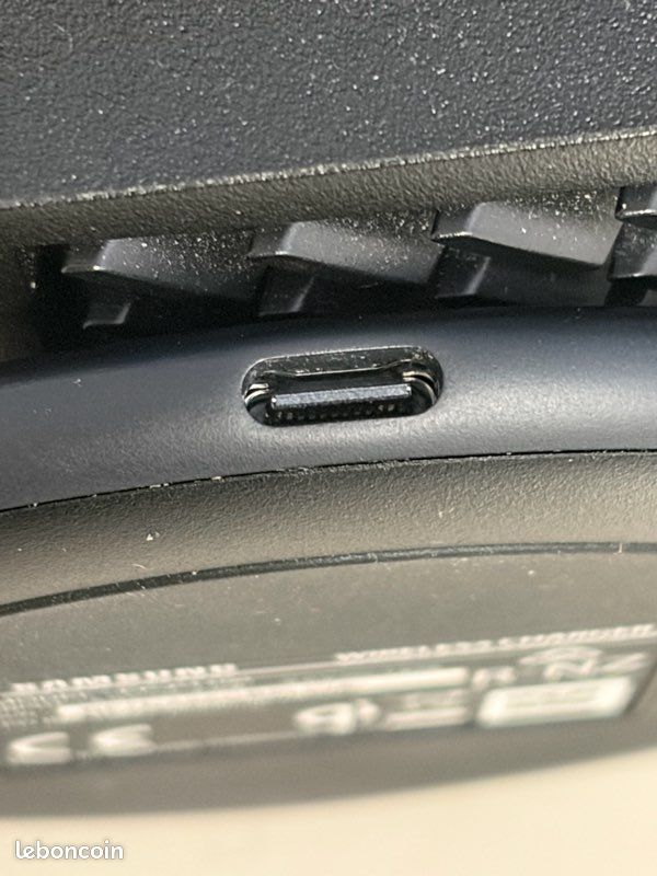 SAMSUNG Chargeur rapide sans fil induction usb-c EP-P1100 (image 3)