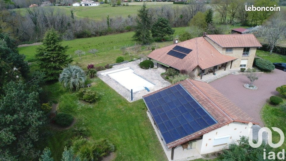 Propriété 7 pièces 274 m² - Horsarrieu 40700 (image principale 1)