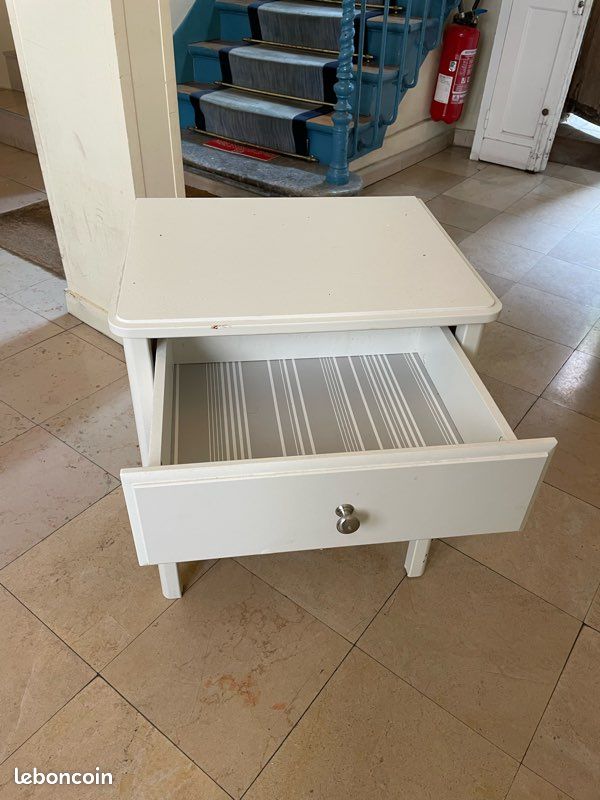 Table de chevet (image 4)