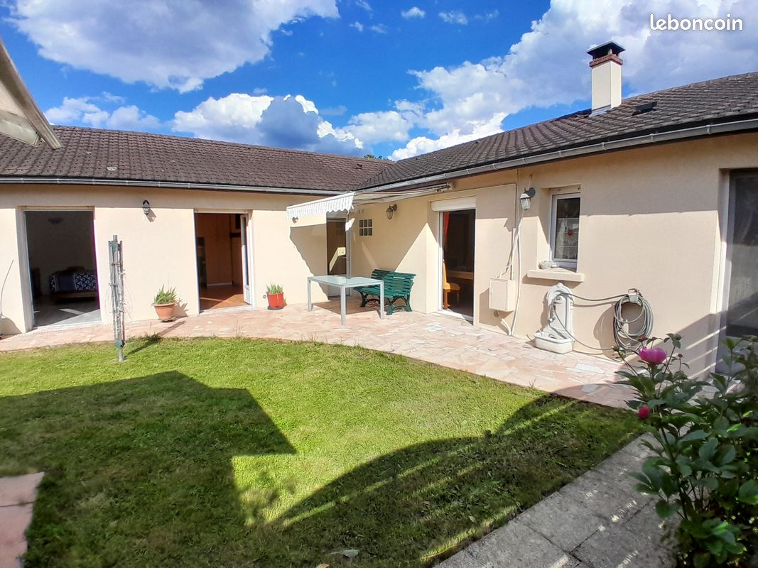 Maison 6 pièces 124 m² · à Les Clayes-sous-Bois · 124 m² · 379 000 €