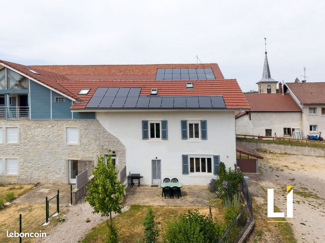 Appartement 3 pièces 93 m² · à Ferrières-le-Lac · 93 m² · 179 000 €